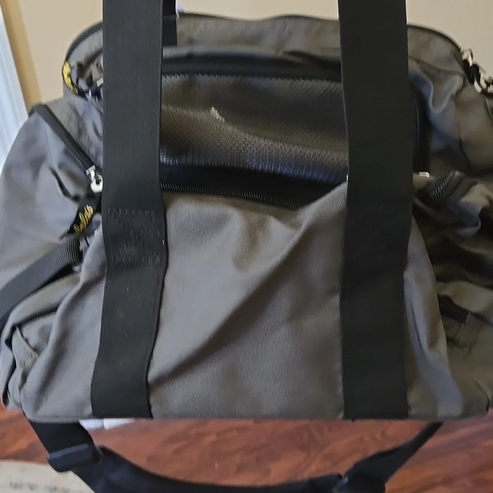 Cabela's Black Gray Weather Resist Gear Bag Sz 16